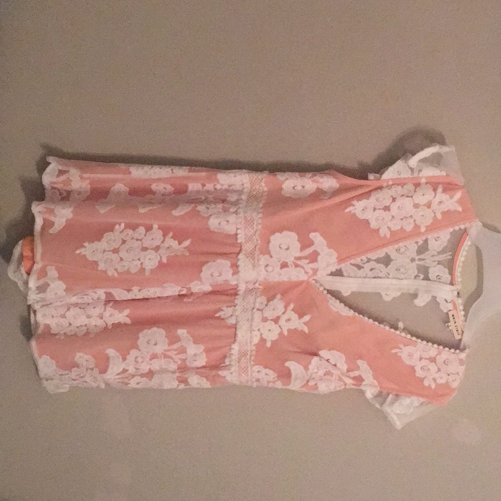 Lace romper Pink and white